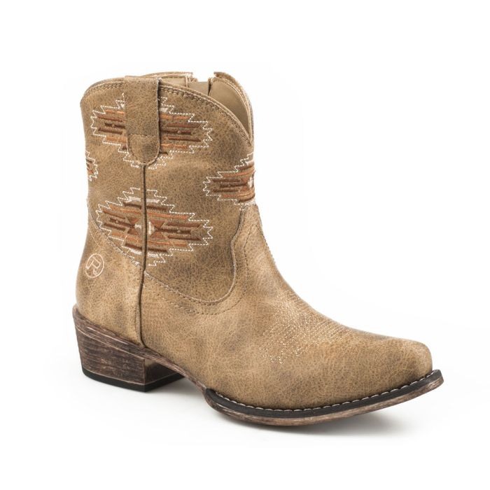 tan roper boots